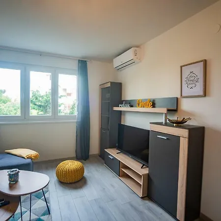 Apartment In With Rijeka
